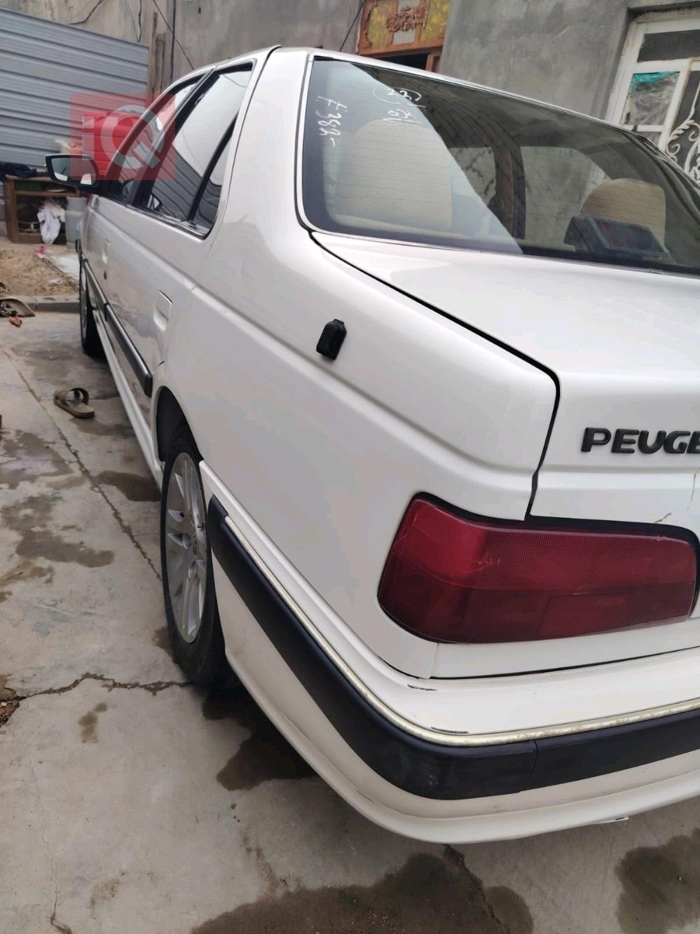 بيجو 307